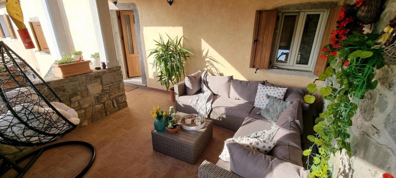 Apartment In The Smallest Town In The World Hum Exterior foto